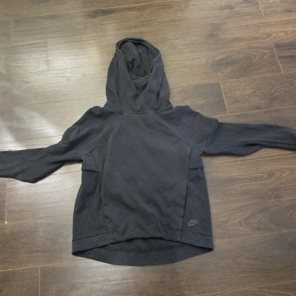 Hooded sweater